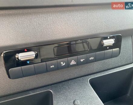 Белый Мерседес Sprinter, объемом двигателя 2.2 л и пробегом 198 тыс. км за 27999 $, фото 51 на Automoto.ua