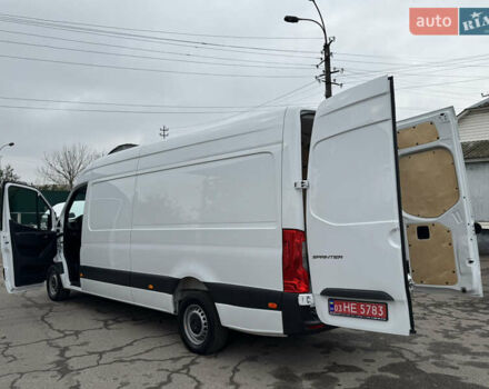 Белый Мерседес Sprinter, объемом двигателя 2.14 л и пробегом 256 тыс. км за 26900 $, фото 57 на Automoto.ua