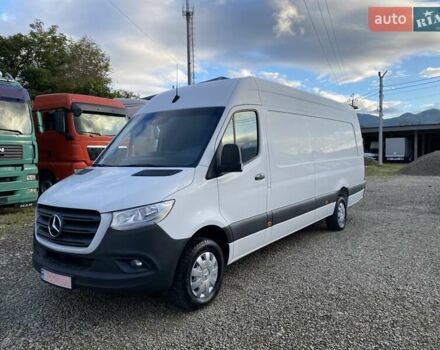 Белый Мерседес Sprinter, объемом двигателя 2.2 л и пробегом 150 тыс. км за 23370 $, фото 1 на Automoto.ua