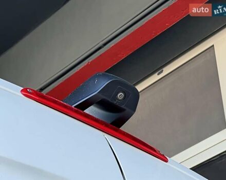 Білий Мерседес Sprinter, об'ємом двигуна 2.2 л та пробігом 322 тис. км за 46282 $, фото 5 на Automoto.ua