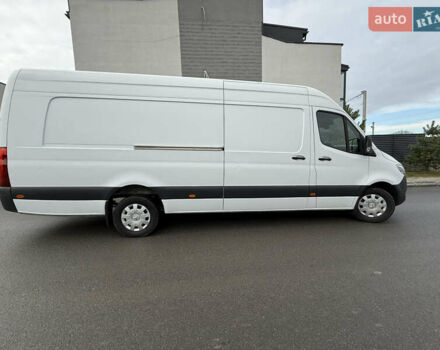 Білий Мерседес Sprinter, об'ємом двигуна 0 л та пробігом 400 тис. км за 26500 $, фото 7 на Automoto.ua