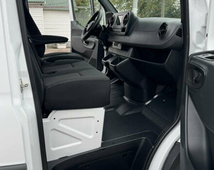 Белый Мерседес Sprinter, объемом двигателя 2.14 л и пробегом 256 тыс. км за 26900 $, фото 31 на Automoto.ua