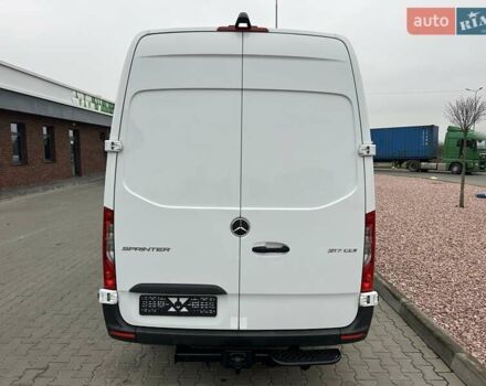 Білий Мерседес Sprinter, об'ємом двигуна 1.95 л та пробігом 244 тис. км за 27300 $, фото 6 на Automoto.ua