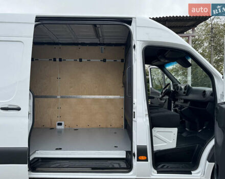 Белый Мерседес Sprinter, объемом двигателя 2.14 л и пробегом 256 тыс. км за 26900 $, фото 37 на Automoto.ua