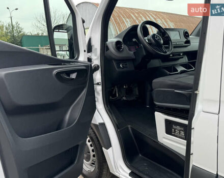 Белый Мерседес Sprinter, объемом двигателя 2.14 л и пробегом 256 тыс. км за 26900 $, фото 18 на Automoto.ua