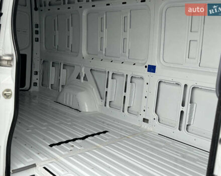 Білий Мерседес Sprinter, об'ємом двигуна 0 л та пробігом 336 тис. км за 26700 $, фото 10 на Automoto.ua