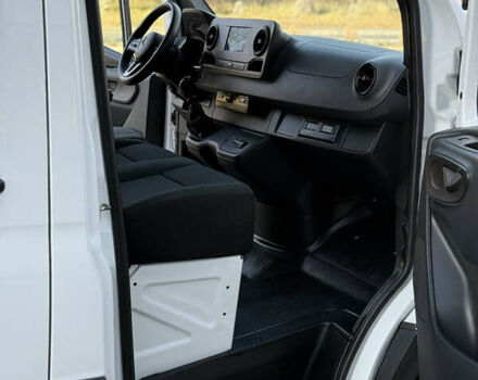 Белый Мерседес Sprinter, объемом двигателя 2.2 л и пробегом 233 тыс. км за 24900 $, фото 20 на Automoto.ua