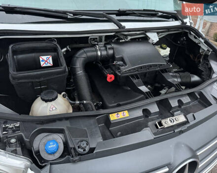 Белый Мерседес Sprinter, объемом двигателя 2.2 л и пробегом 297 тыс. км за 24700 $, фото 29 на Automoto.ua