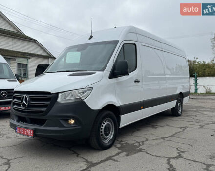 Белый Мерседес Sprinter, объемом двигателя 2.14 л и пробегом 256 тыс. км за 26900 $, фото 2 на Automoto.ua
