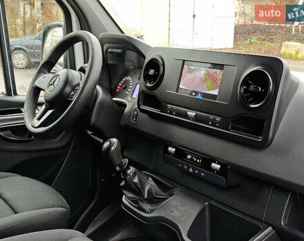 Белый Мерседес Sprinter, объемом двигателя 2.2 л и пробегом 314 тыс. км за 24900 $, фото 19 на Automoto.ua