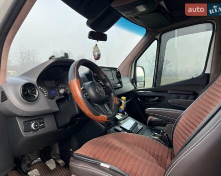 Білий Мерседес Sprinter, об'ємом двигуна 2.99 л та пробігом 386 тис. км за 44440 $, фото 11 на Automoto.ua