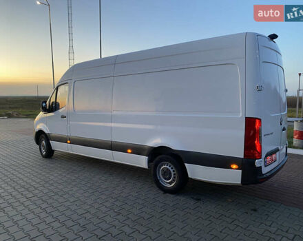 Белый Мерседес Sprinter, объемом двигателя 0 л и пробегом 183 тыс. км за 24800 $, фото 7 на Automoto.ua
