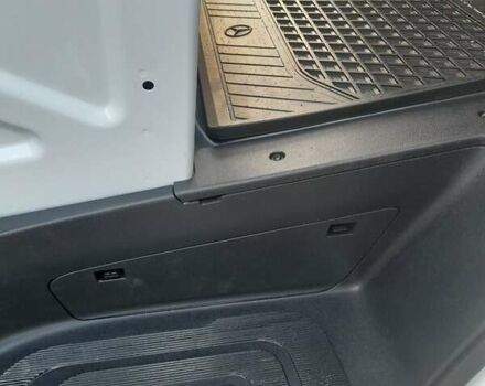 Белый Мерседес Sprinter, объемом двигателя 1.95 л и пробегом 214 тыс. км за 24900 $, фото 50 на Automoto.ua