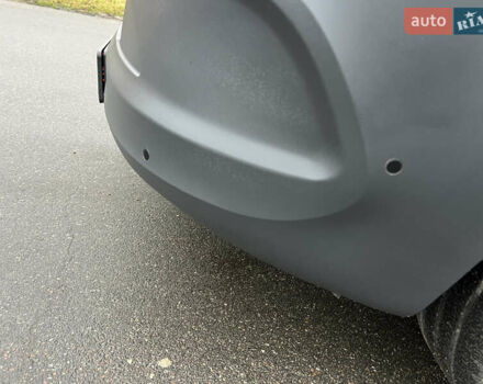 Белый Мерседес Sprinter, объемом двигателя 2.2 л и пробегом 250 тыс. км за 21555 $, фото 8 на Automoto.ua