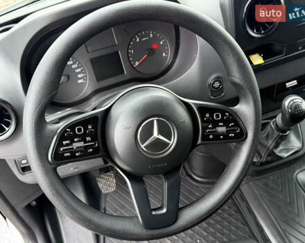 Белый Мерседес Sprinter, объемом двигателя 2.2 л и пробегом 268 тыс. км за 23800 $, фото 10 на Automoto.ua