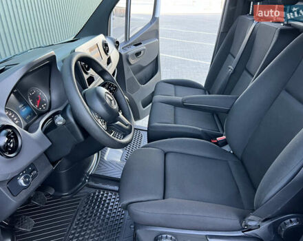 Белый Мерседес Sprinter, объемом двигателя 2.2 л и пробегом 203 тыс. км за 23800 $, фото 152 на Automoto.ua