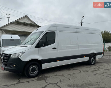 Белый Мерседес Sprinter, объемом двигателя 2.14 л и пробегом 256 тыс. км за 26900 $, фото 3 на Automoto.ua