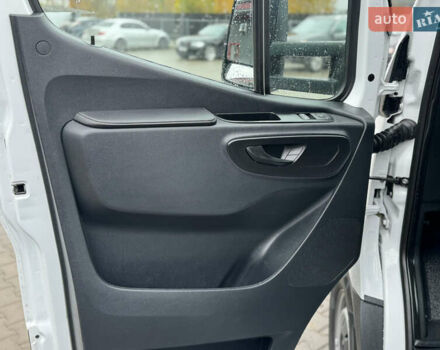Білий Мерседес Sprinter, об'ємом двигуна 0 л та пробігом 336 тис. км за 26700 $, фото 15 на Automoto.ua