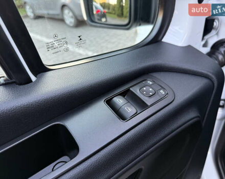 Білий Мерседес Sprinter, об'ємом двигуна 3 л та пробігом 260 тис. км за 34800 $, фото 33 на Automoto.ua