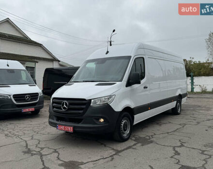 Белый Мерседес Sprinter, объемом двигателя 2.14 л и пробегом 256 тыс. км за 26900 $, фото 1 на Automoto.ua