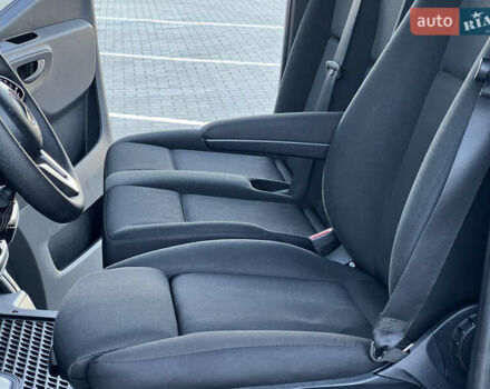 Белый Мерседес Sprinter, объемом двигателя 2.2 л и пробегом 203 тыс. км за 23800 $, фото 123 на Automoto.ua