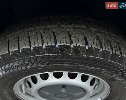 Белый Мерседес Sprinter, объемом двигателя 2.2 л и пробегом 297 тыс. км за 24700 $, фото 11 на Automoto.ua