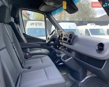 Белый Мерседес Sprinter, объемом двигателя 2.2 л и пробегом 150 тыс. км за 23370 $, фото 41 на Automoto.ua