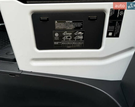 Білий Мерседес Sprinter, об'ємом двигуна 0 л та пробігом 400 тис. км за 26500 $, фото 16 на Automoto.ua