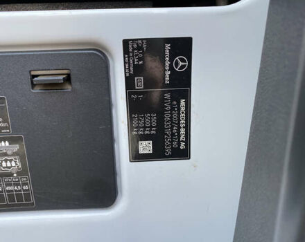Белый Мерседес Sprinter, объемом двигателя 2.2 л и пробегом 270 тыс. км за 24800 $, фото 19 на Automoto.ua