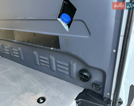 Білий Мерседес Sprinter, об'ємом двигуна 3 л та пробігом 260 тис. км за 34800 $, фото 106 на Automoto.ua