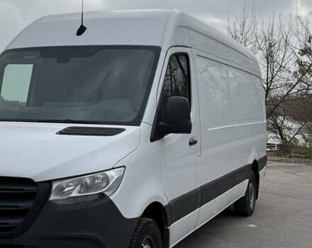 Белый Мерседес Sprinter, объемом двигателя 3 л и пробегом 207 тыс. км за 37000 $, фото 2 на Automoto.ua