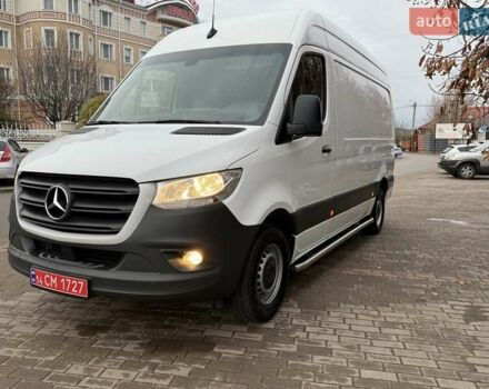 Белый Мерседес Sprinter, объемом двигателя 2 л и пробегом 210 тыс. км за 29850 $, фото 2 на Automoto.ua
