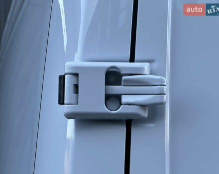 Мерседес Sprinter 2021 у Дубно на Automoto.ua Білий Мерседес Sprinter, об'ємом двигуна 2.2 л та пробігом 203 тис. км за 23800 $, фото 68 на Automoto.ua