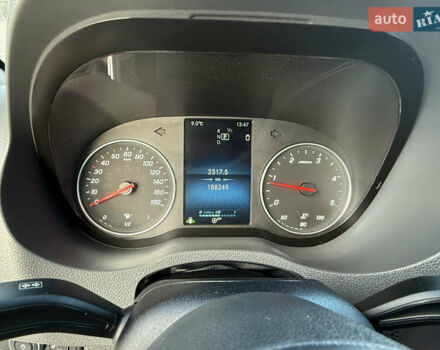 Белый Мерседес Sprinter, объемом двигателя 2 л и пробегом 188 тыс. км за 29999 $, фото 71 на Automoto.ua