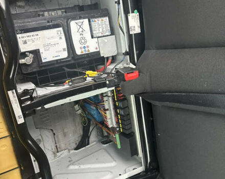 Білий Мерседес Sprinter, об'ємом двигуна 2 л та пробігом 351 тис. км за 24300 $, фото 23 на Automoto.ua