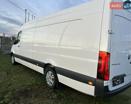 Белый Мерседес Sprinter, объемом двигателя 2 л и пробегом 145 тыс. км за 28999 $, фото 17 на Automoto.ua