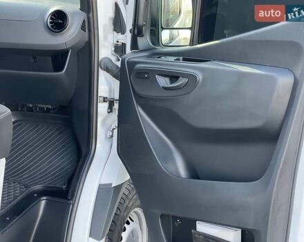 Білий Мерседес Sprinter, об'ємом двигуна 1.95 л та пробігом 162 тис. км за 30900 $, фото 45 на Automoto.ua