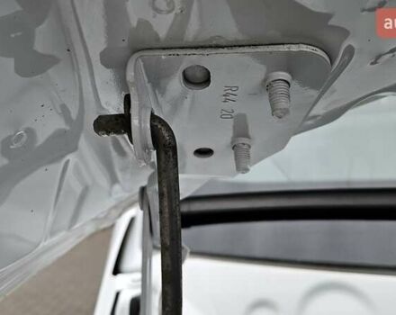 Білий Мерседес Sprinter, об'ємом двигуна 1.95 л та пробігом 209 тис. км за 27550 $, фото 16 на Automoto.ua