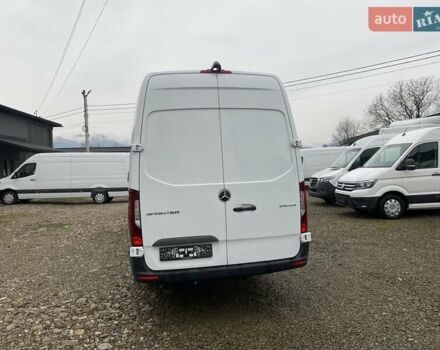Білий Мерседес Sprinter, об'ємом двигуна 2.08 л та пробігом 140 тис. км за 28990 $, фото 17 на Automoto.ua