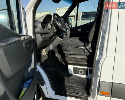 Білий Мерседес Sprinter, об'ємом двигуна 2.99 л та пробігом 525 тис. км за 30500 $, фото 16 на Automoto.ua