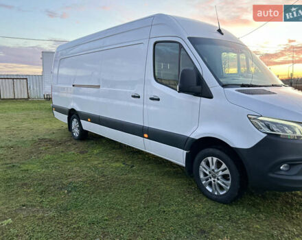 Белый Мерседес Sprinter, объемом двигателя 2 л и пробегом 145 тыс. км за 28999 $, фото 6 на Automoto.ua