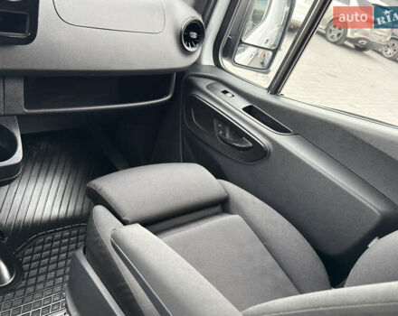 Белый Мерседес Sprinter, объемом двигателя 3 л и пробегом 207 тыс. км за 44500 $, фото 11 на Automoto.ua
