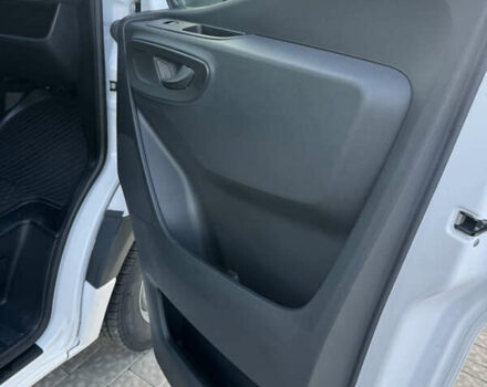 Белый Мерседес Sprinter, объемом двигателя 3 л и пробегом 158 тыс. км за 47500 $, фото 26 на Automoto.ua