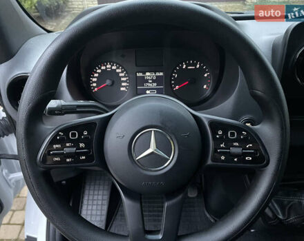 Белый Мерседес Sprinter, объемом двигателя 2.2 л и пробегом 179 тыс. км за 31000 $, фото 7 на Automoto.ua