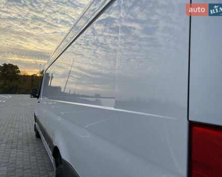 Белый Мерседес Sprinter, объемом двигателя 3 л и пробегом 6 тыс. км за 72000 $, фото 24 на Automoto.ua
