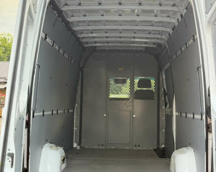 Белый Мерседес Sprinter, объемом двигателя 2.99 л и пробегом 121 тыс. км за 43400 $, фото 25 на Automoto.ua