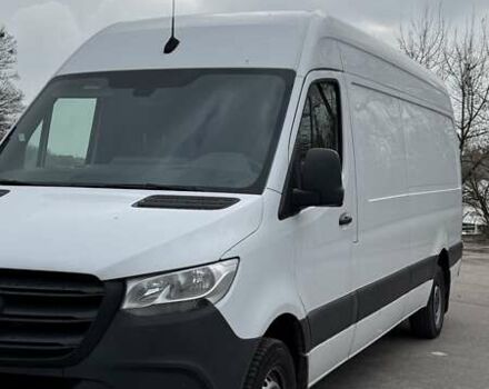 Белый Мерседес Sprinter, объемом двигателя 3 л и пробегом 207 тыс. км за 37000 $, фото 3 на Automoto.ua