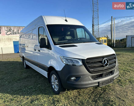Белый Мерседес Sprinter, объемом двигателя 2 л и пробегом 145 тыс. км за 28999 $, фото 1 на Automoto.ua