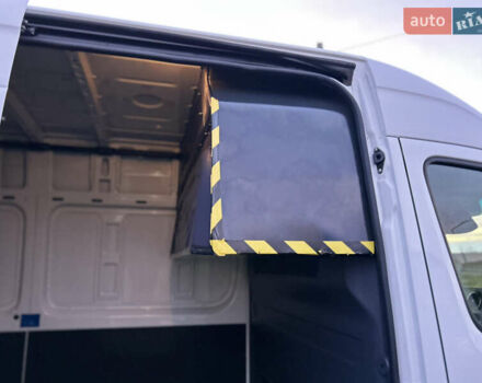 Белый Мерседес Sprinter, объемом двигателя 2 л и пробегом 145 тыс. км за 28999 $, фото 42 на Automoto.ua