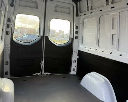 Белый Мерседес Sprinter, объемом двигателя 2 л и пробегом 188 тыс. км за 29999 $, фото 104 на Automoto.ua